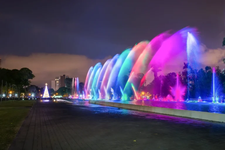 Tour Circuito Mágico del Agua Nocturno